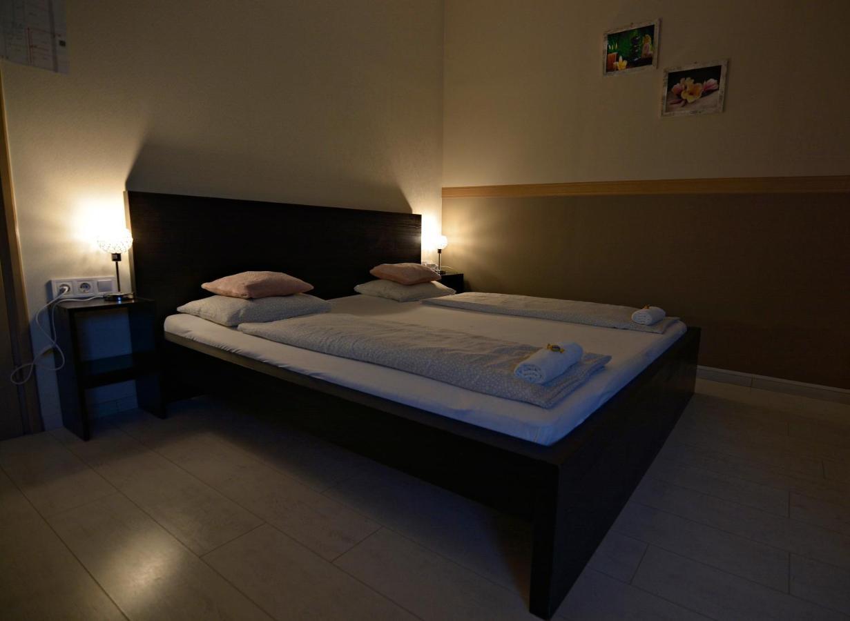 R.Gold Apartman Makó 外观 照片