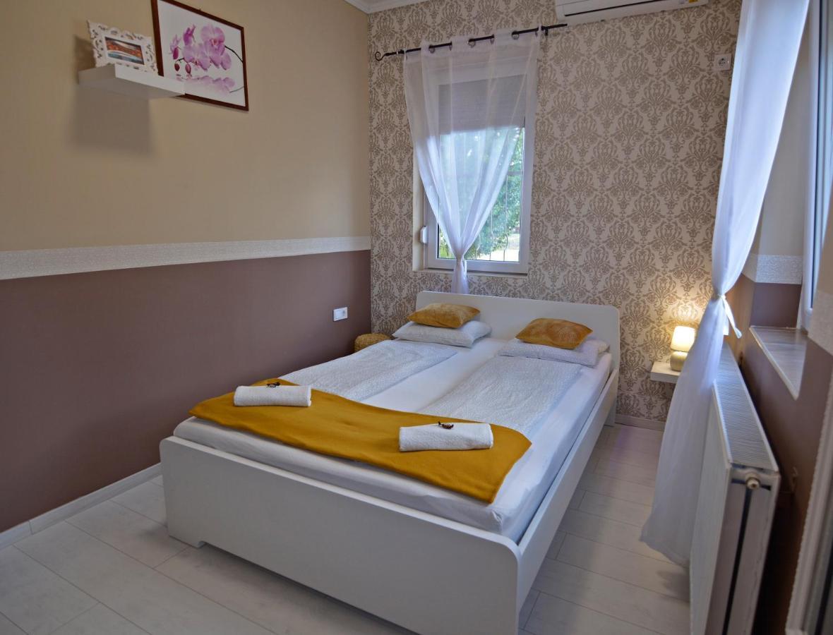 R.Gold Apartman Makó 外观 照片