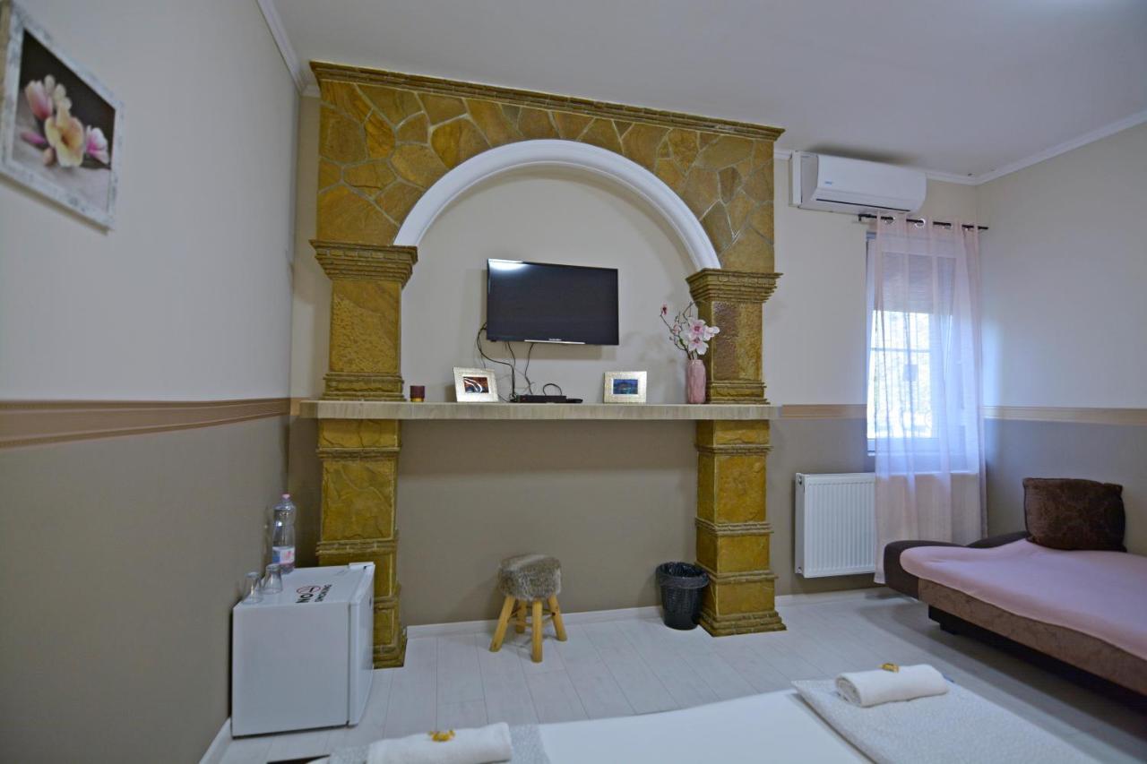 R.Gold Apartman Makó 外观 照片