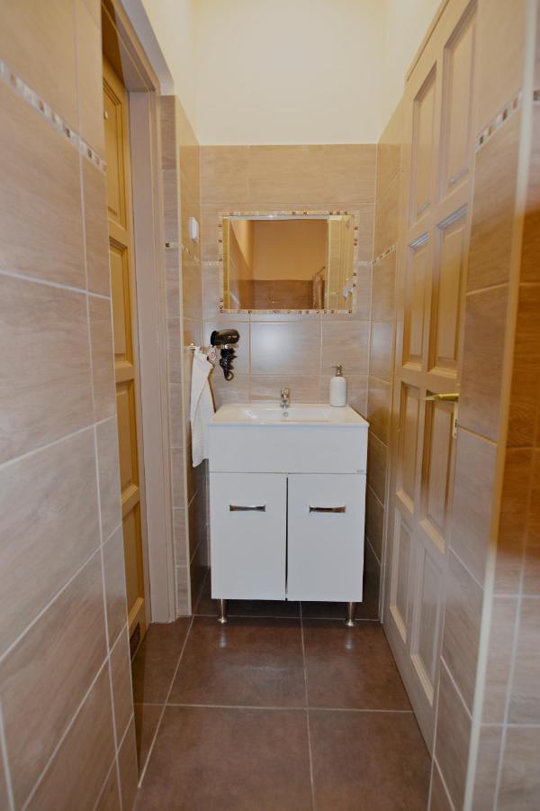 R.Gold Apartman Makó 外观 照片