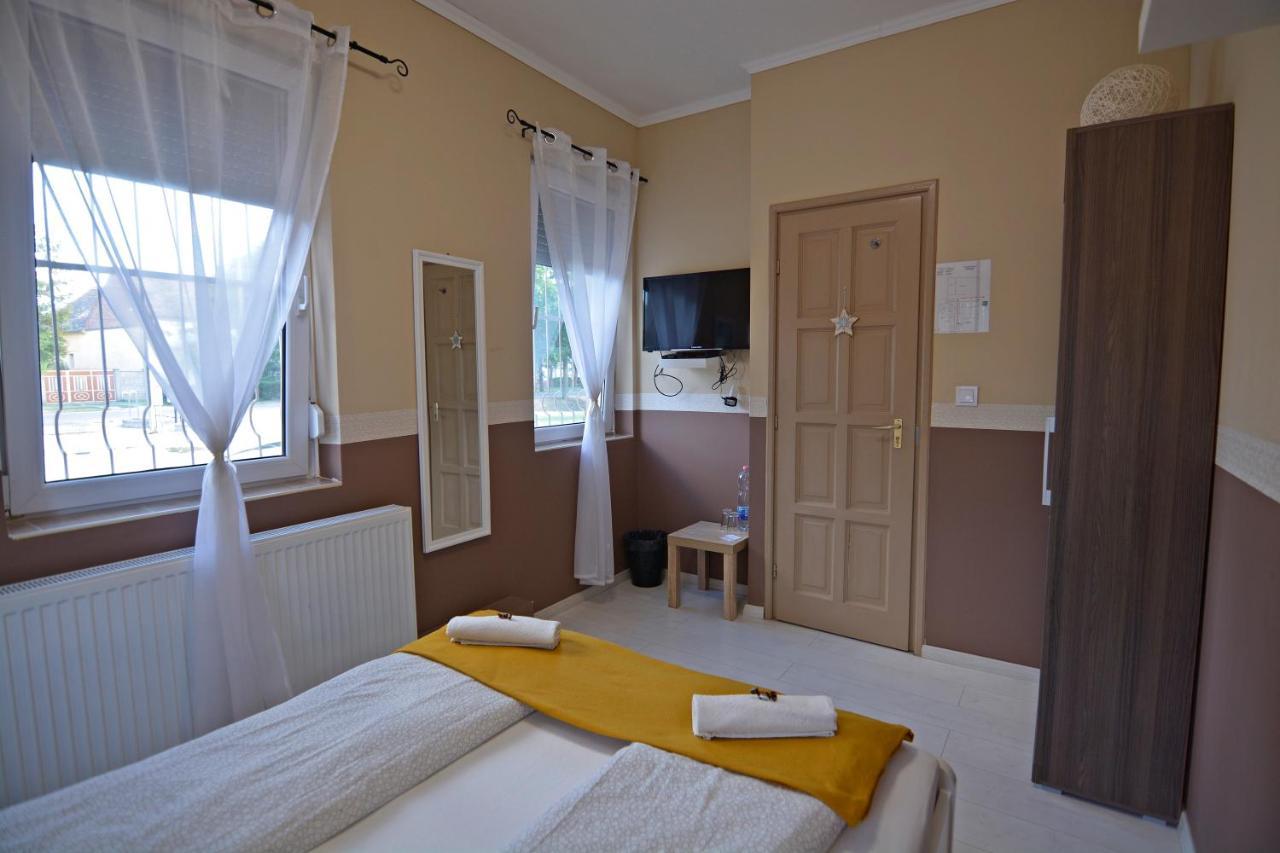 R.Gold Apartman Makó 外观 照片