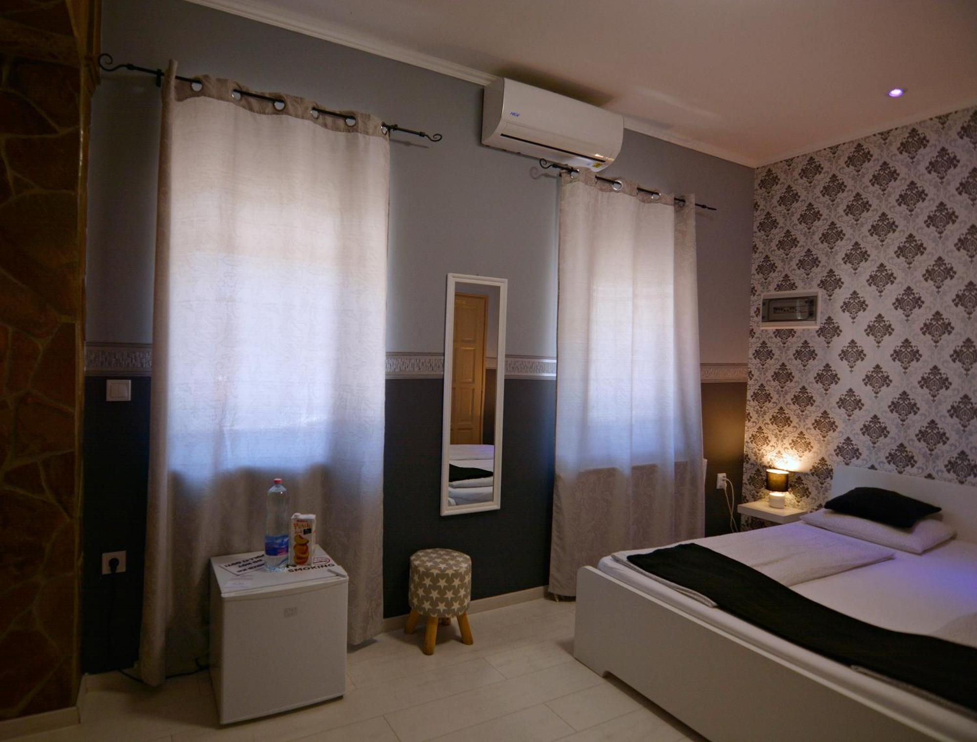 R.Gold Apartman Makó 外观 照片